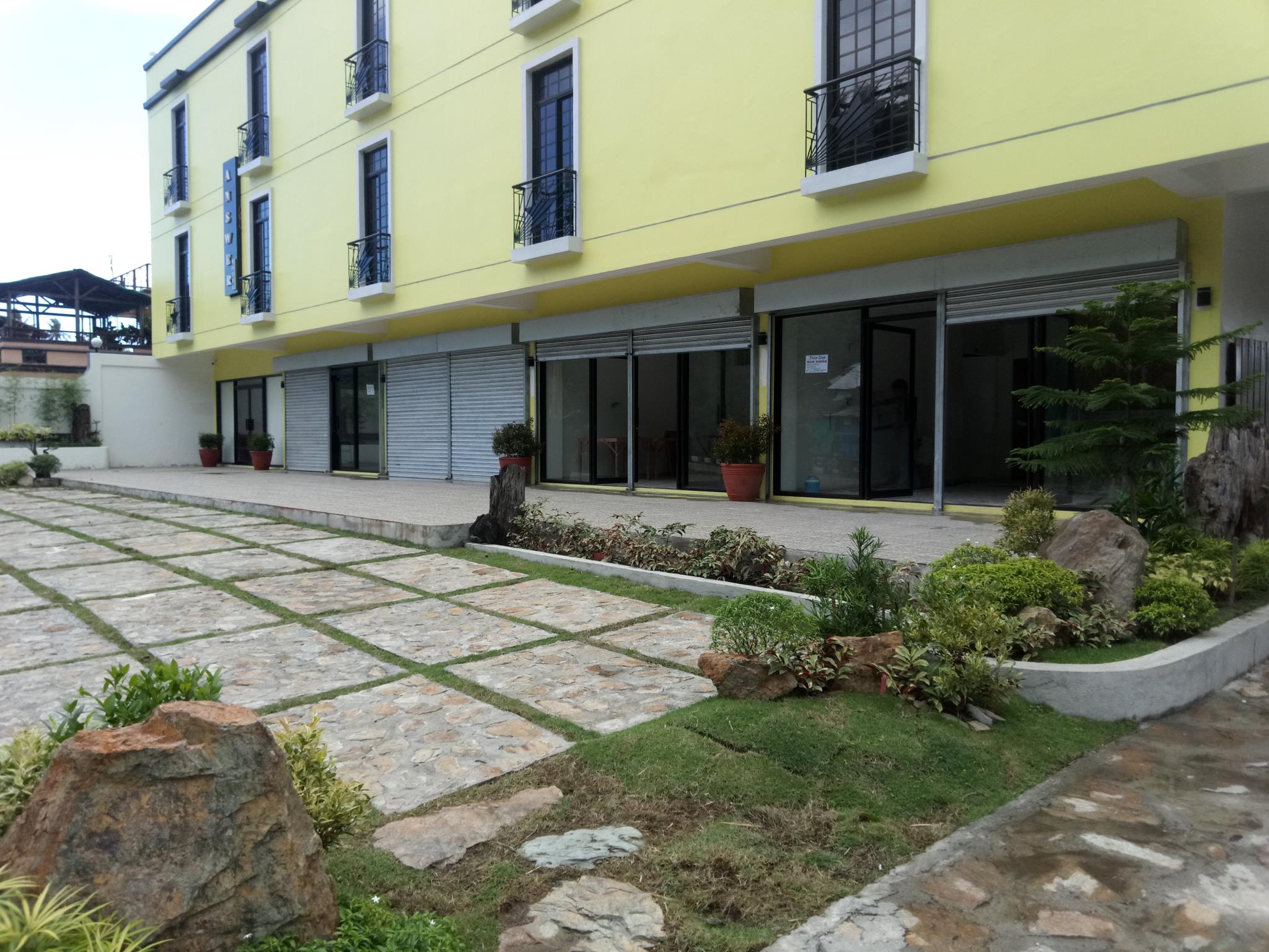 Answer Hotel