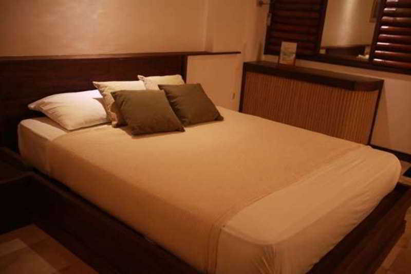 Aura Dive Resort