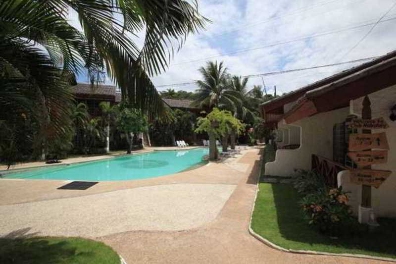 Aura Dive Resort