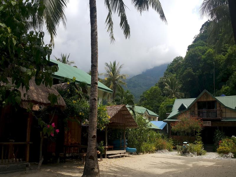 Bamboo House Beach Lodge & Restaurant