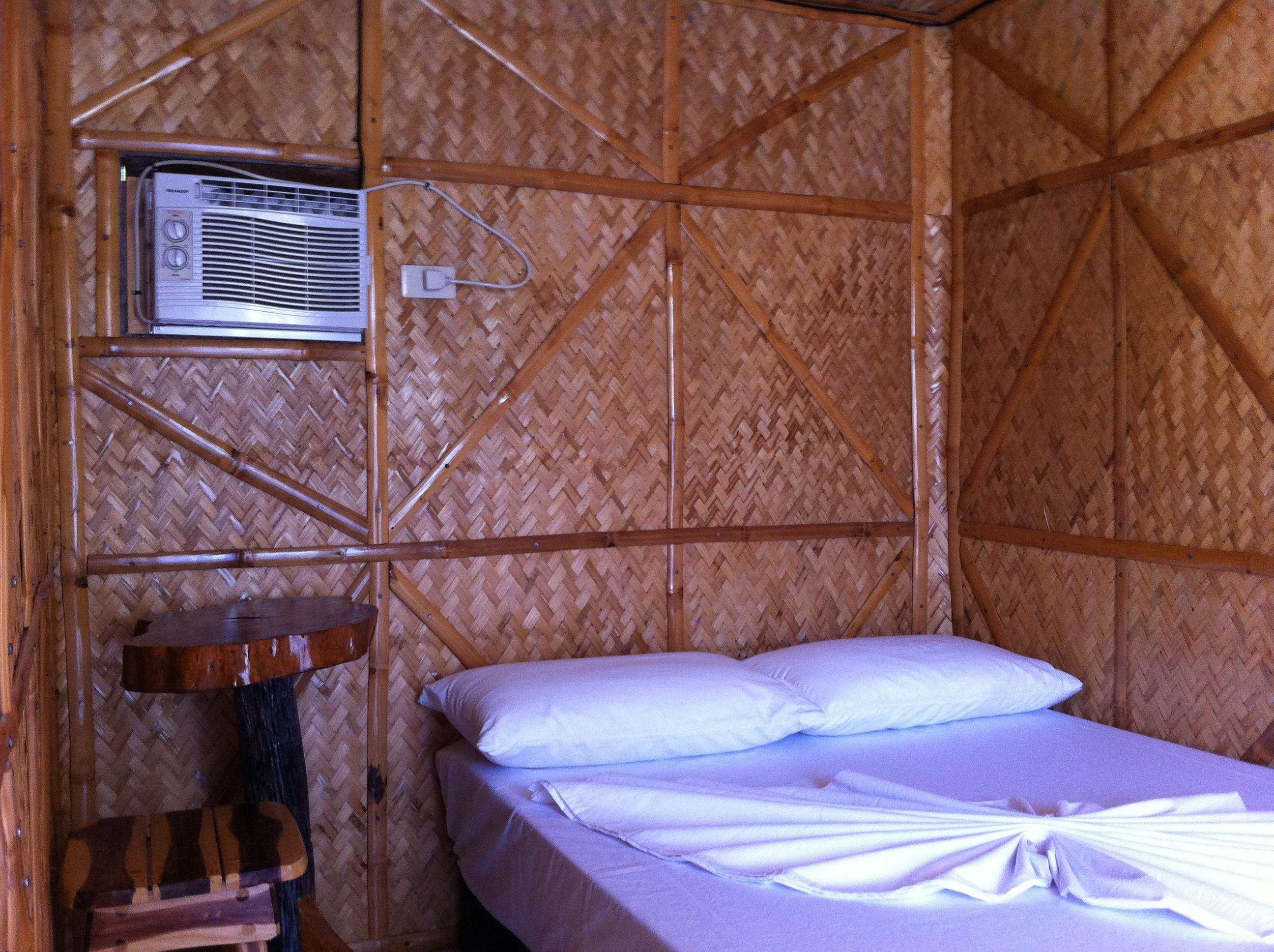 Bamboo House Beach Lodge & Restaurant