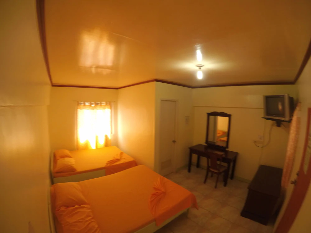 Buena Lynne's Resort