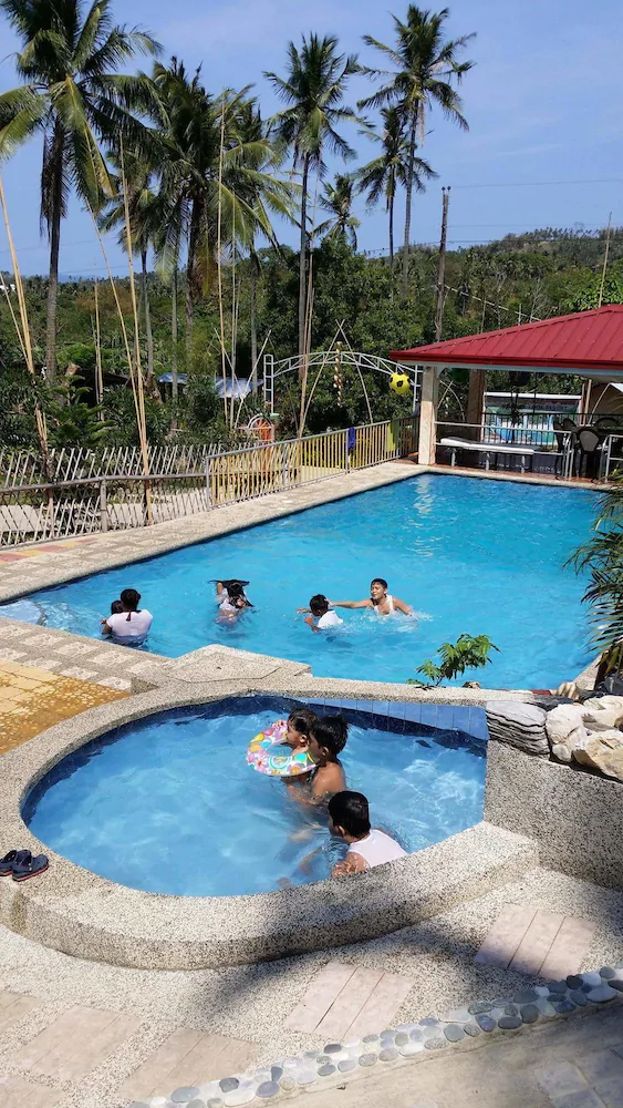 Buena Lynne's Resort