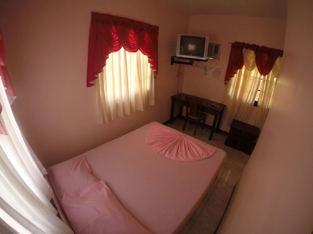 Buena Lynne's Resort