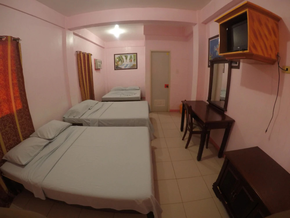 Buena Lynne's Resort