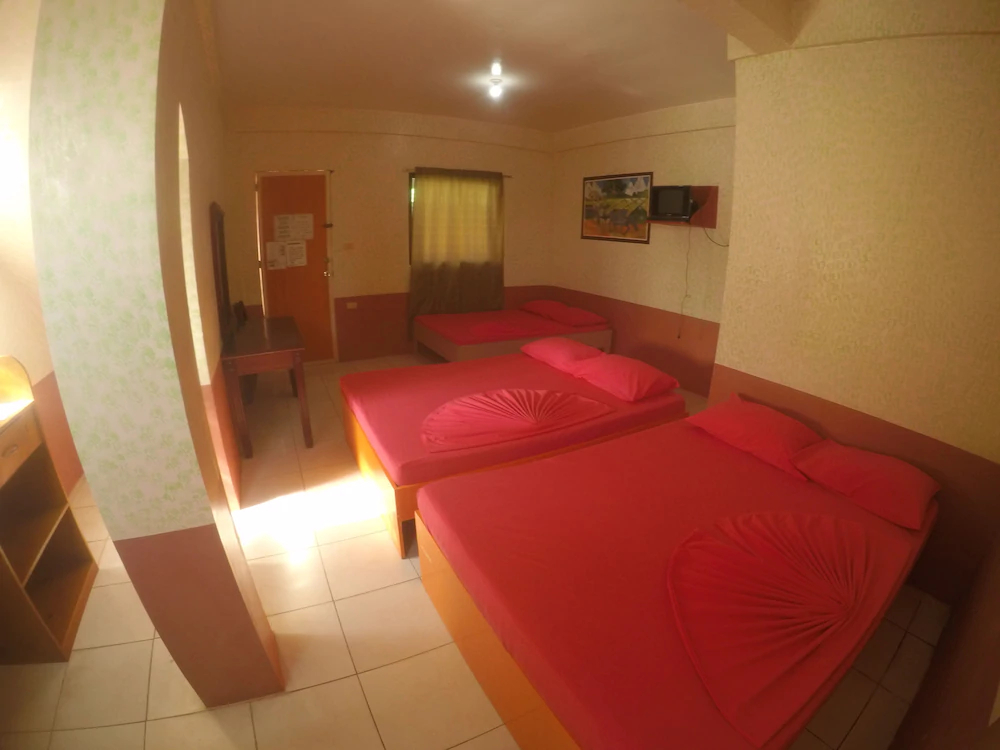Buena Lynne's Resort