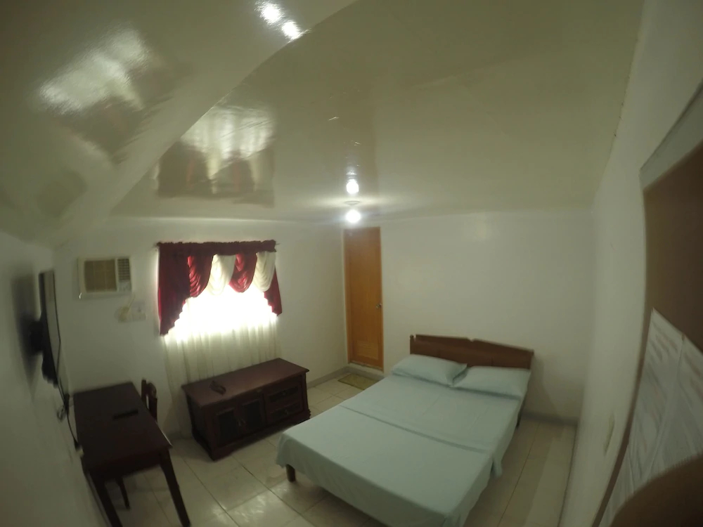 Buena Lynne's Resort