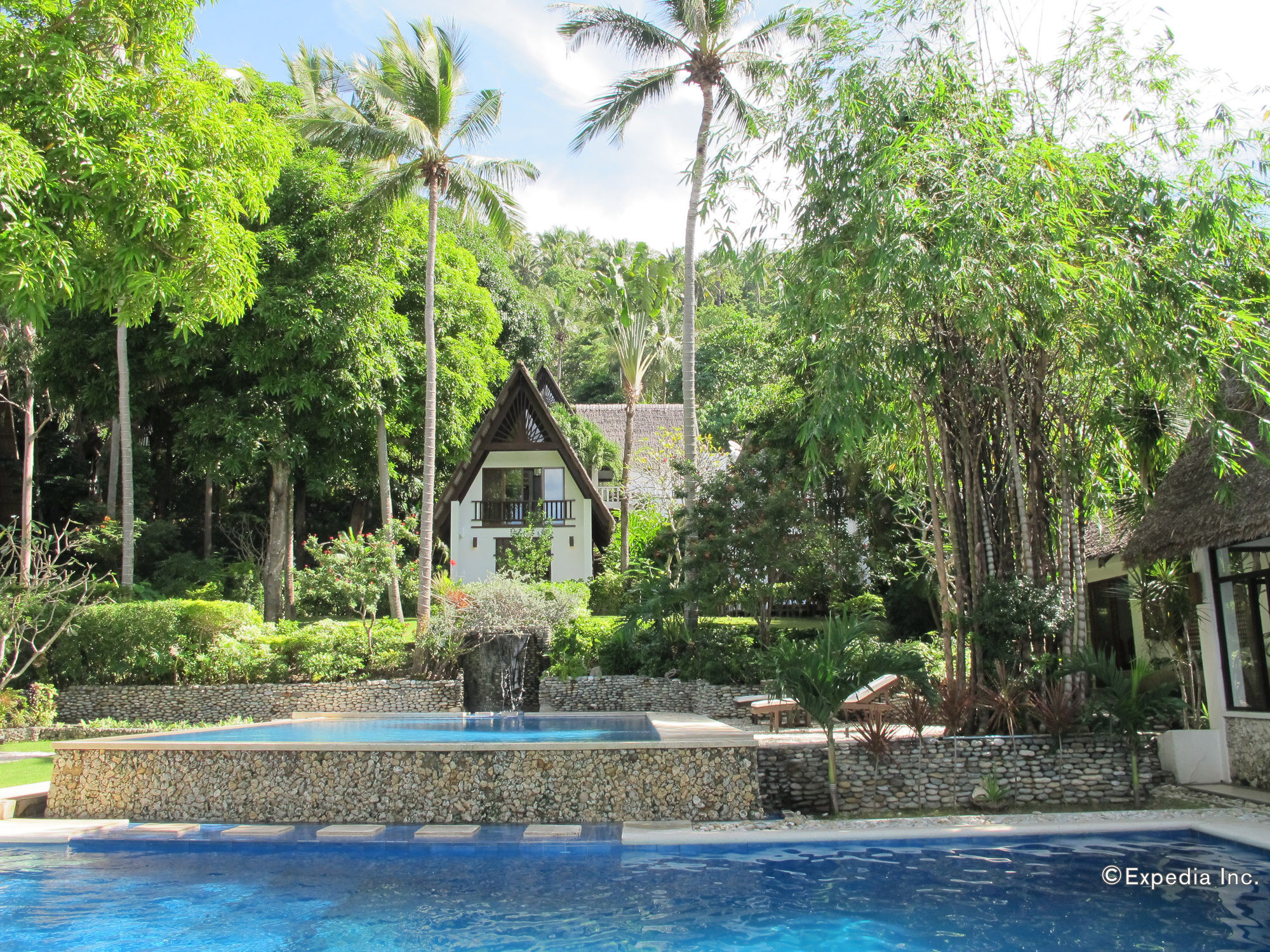 Buri Resort & Spa