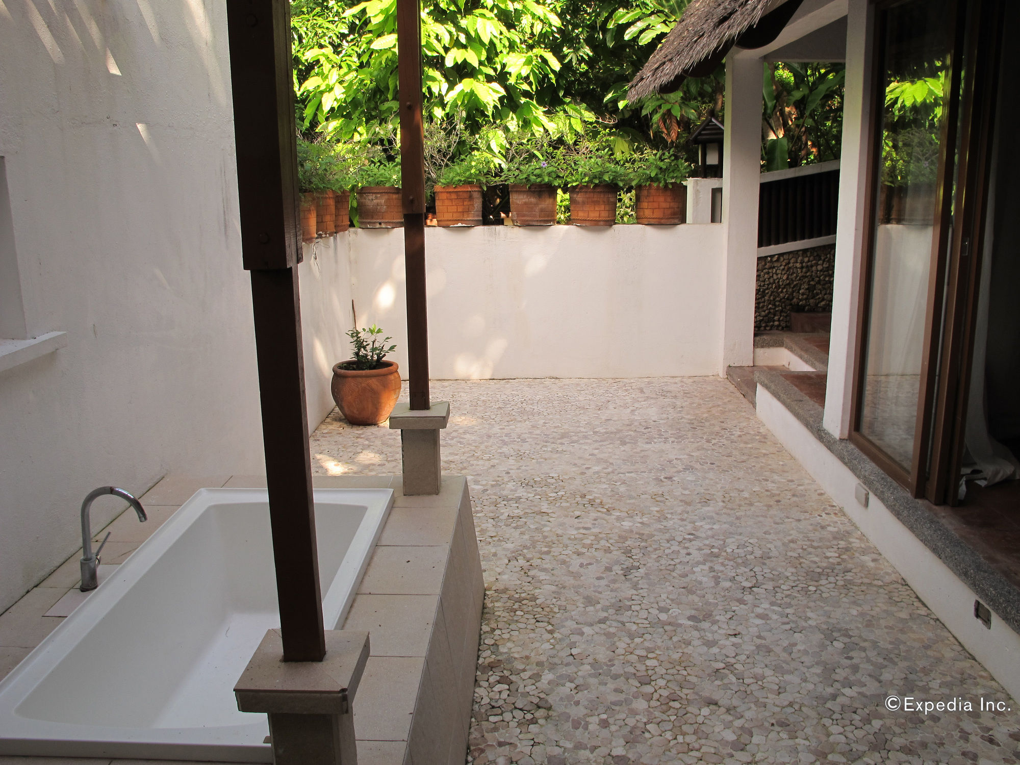 Buri Resort & Spa