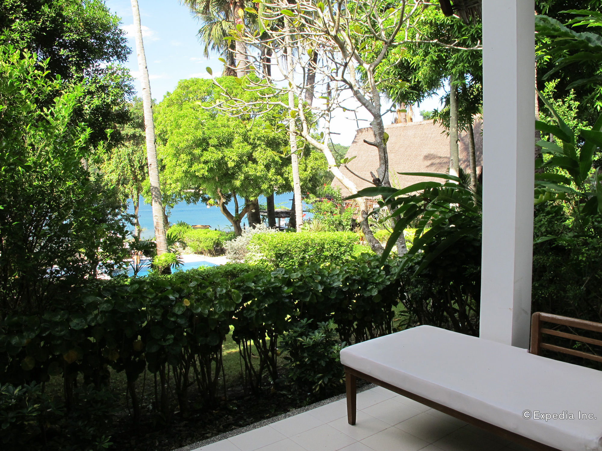 Buri Resort & Spa