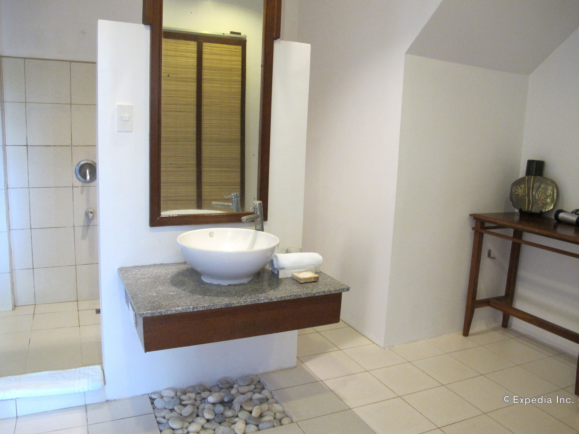 Buri Resort & Spa