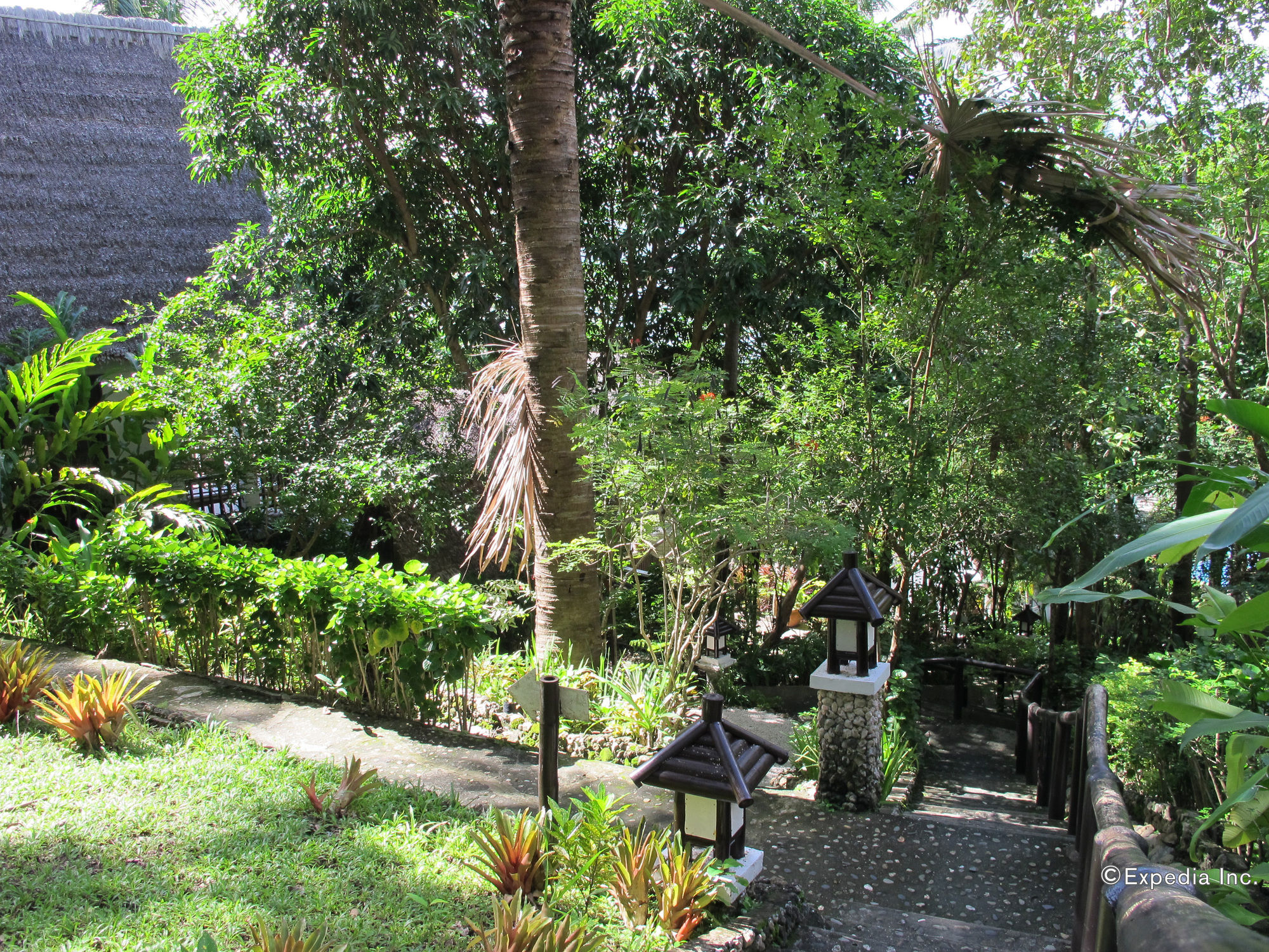 Buri Resort & Spa