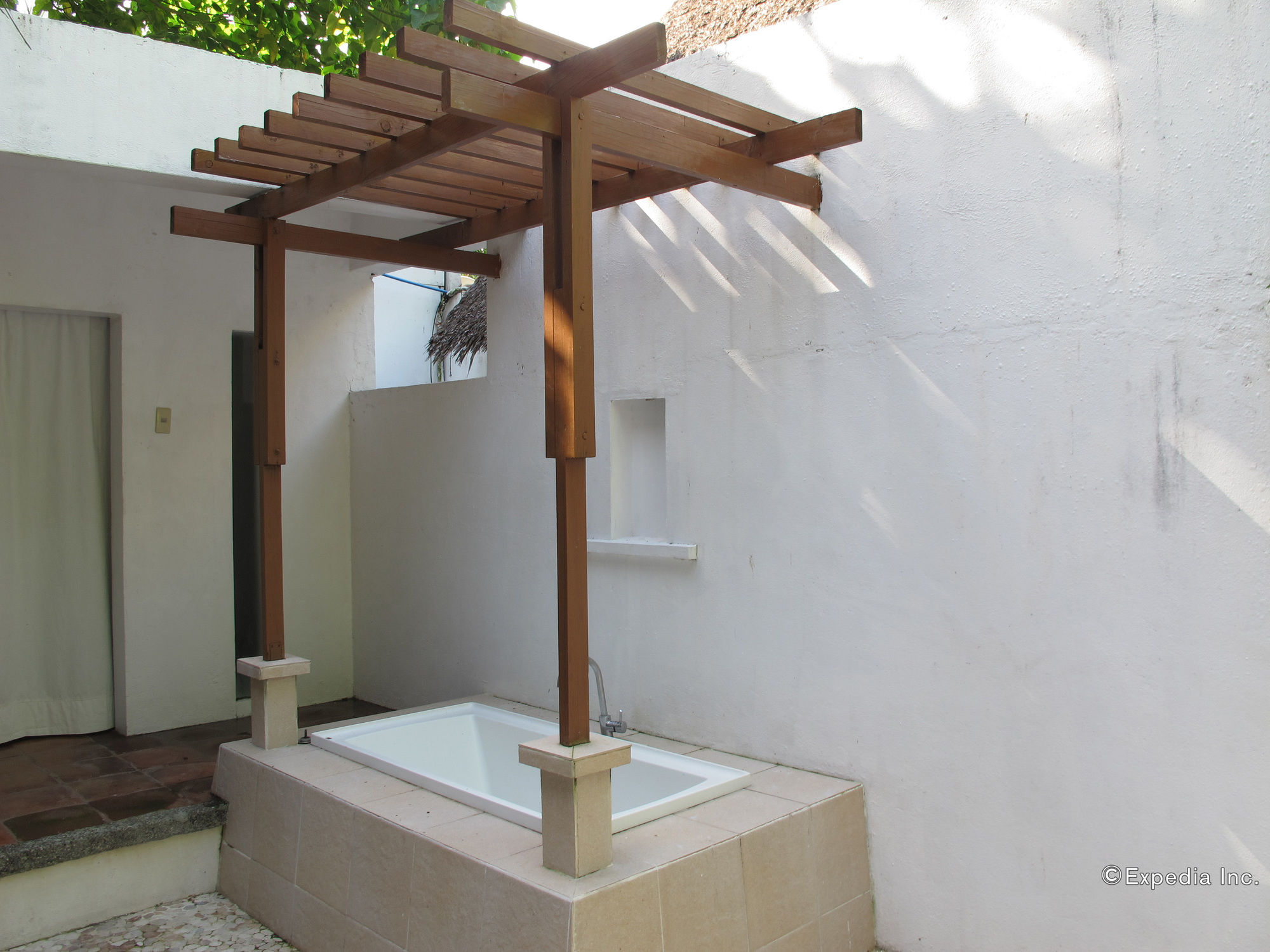 Buri Resort & Spa