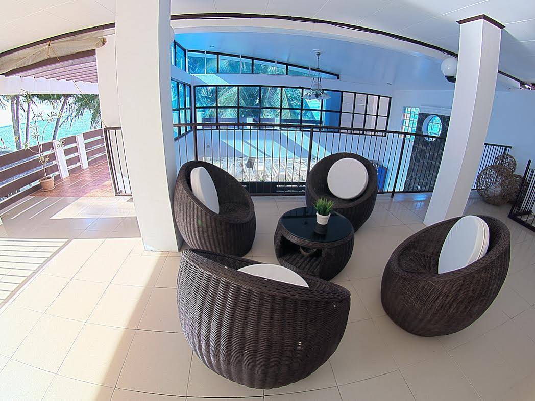 DeLuna Hotel and Diving Resort