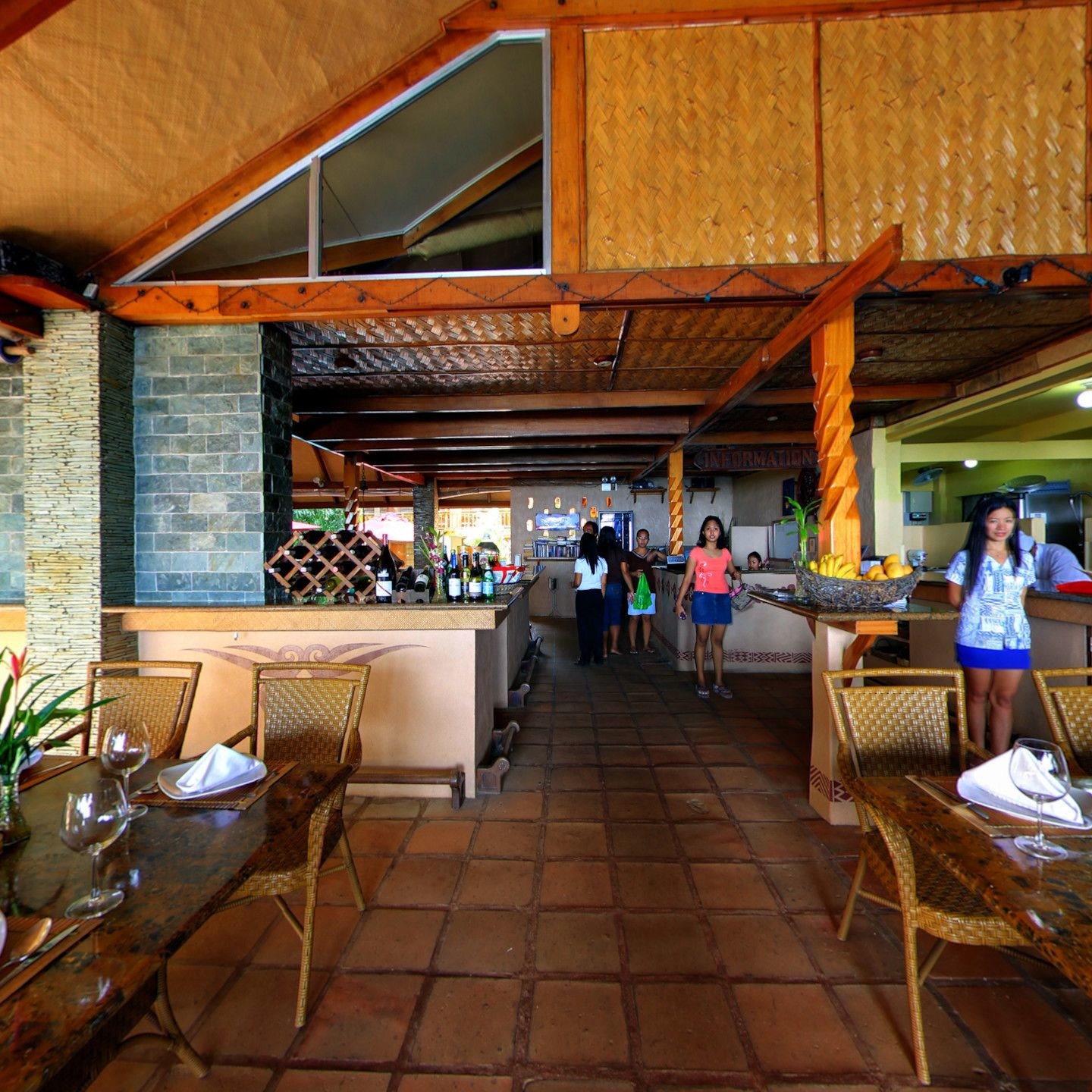 El Galleon Beach Resort