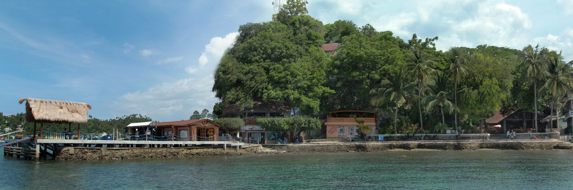 El Galleon Beach Resort