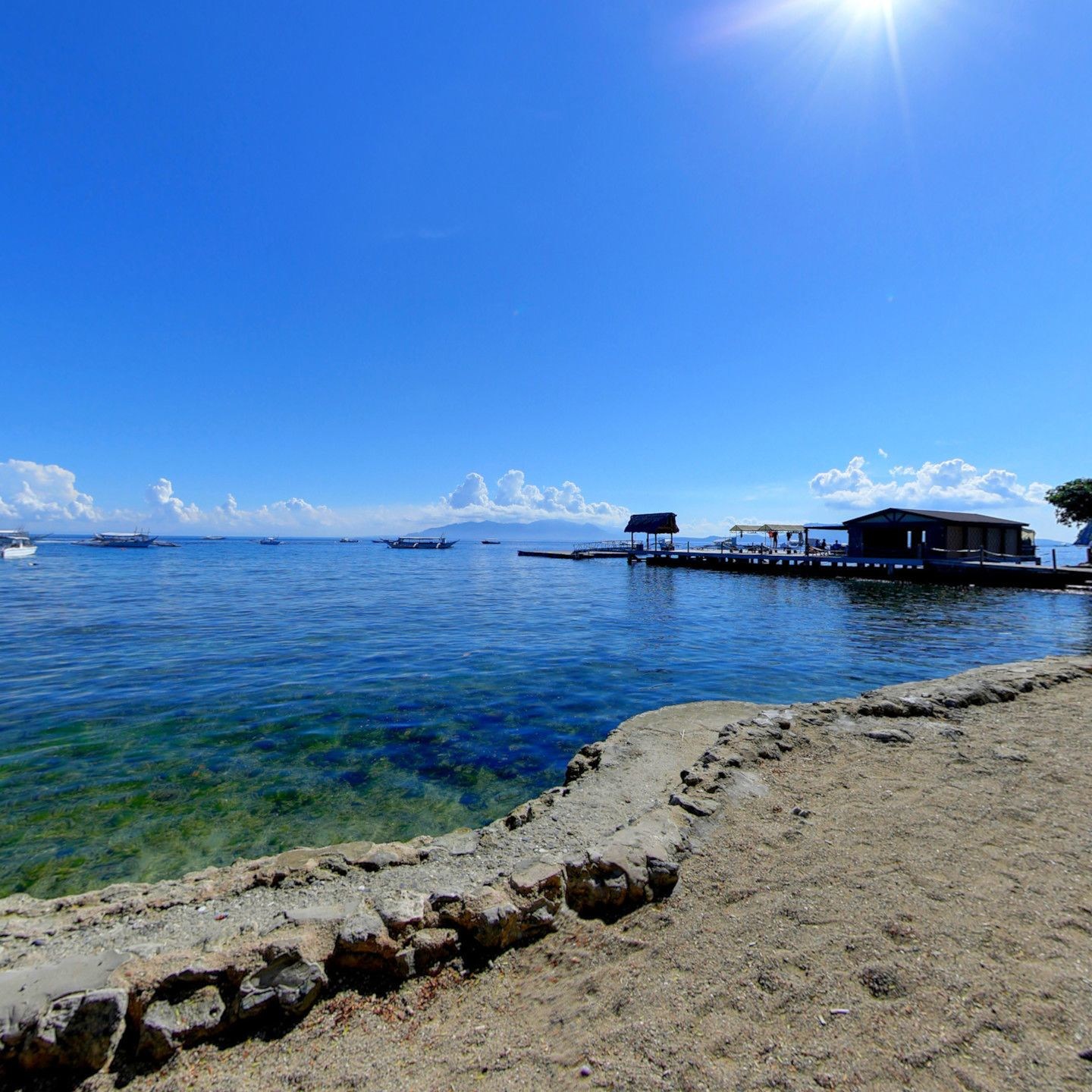 El Galleon Beach Resort