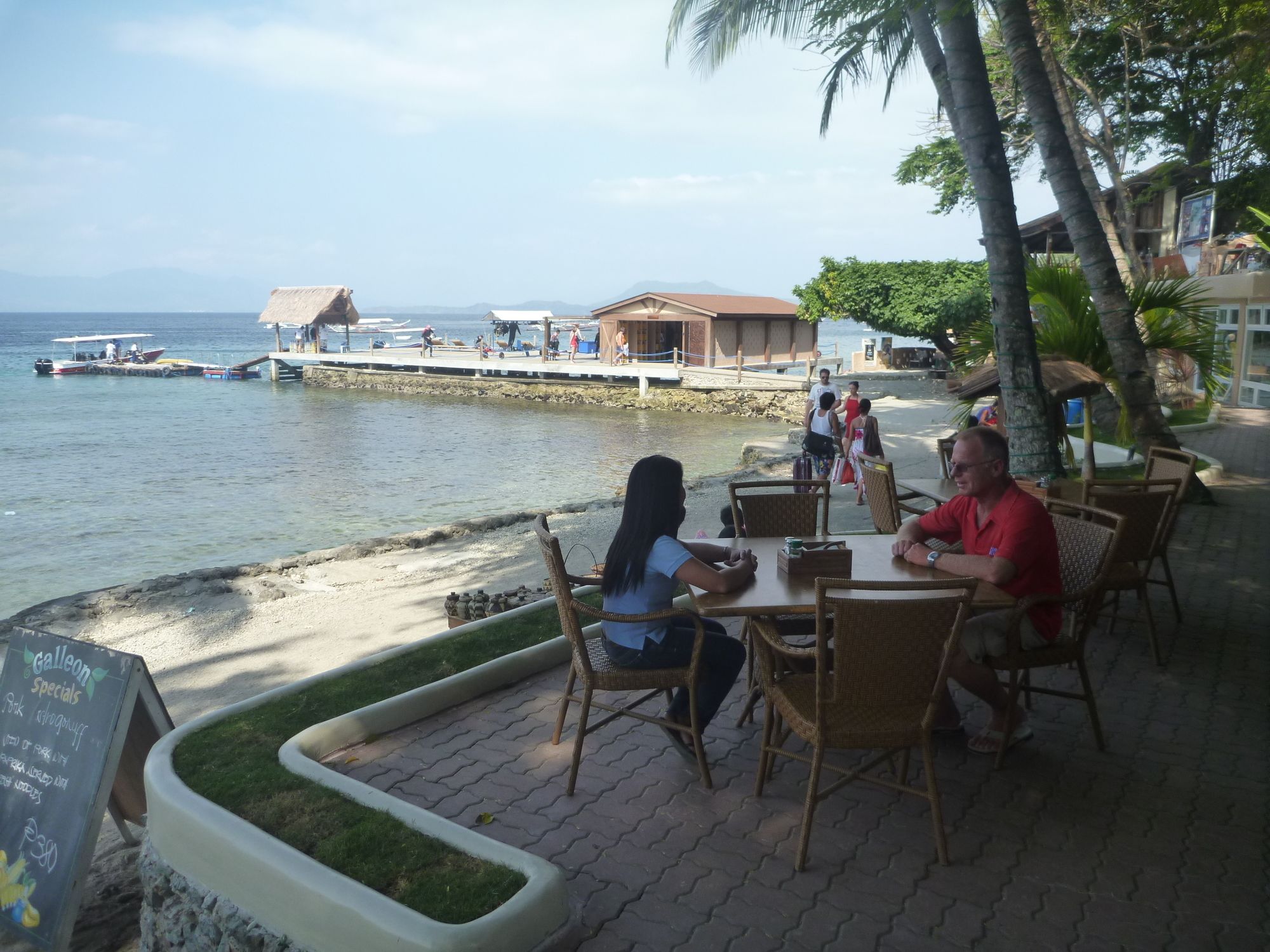 El Galleon Beach Resort