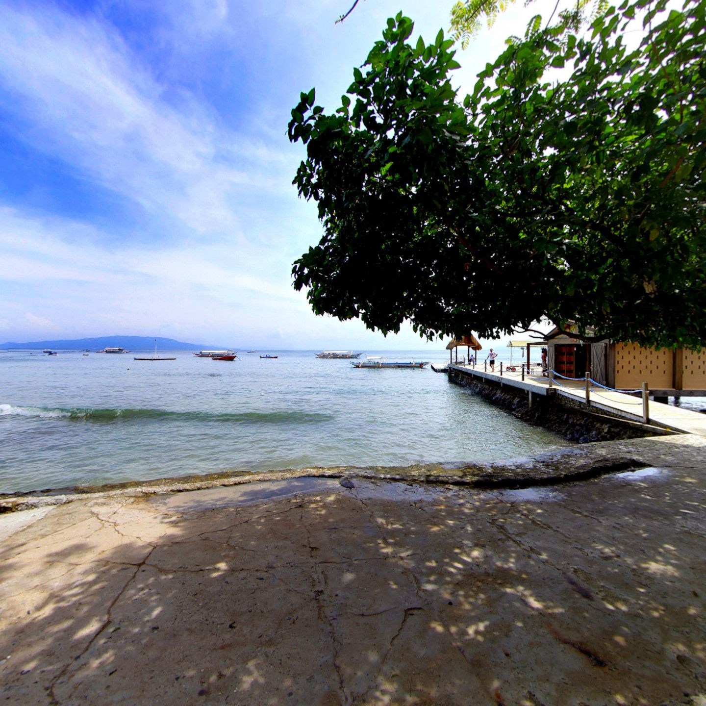 El Galleon Beach Resort