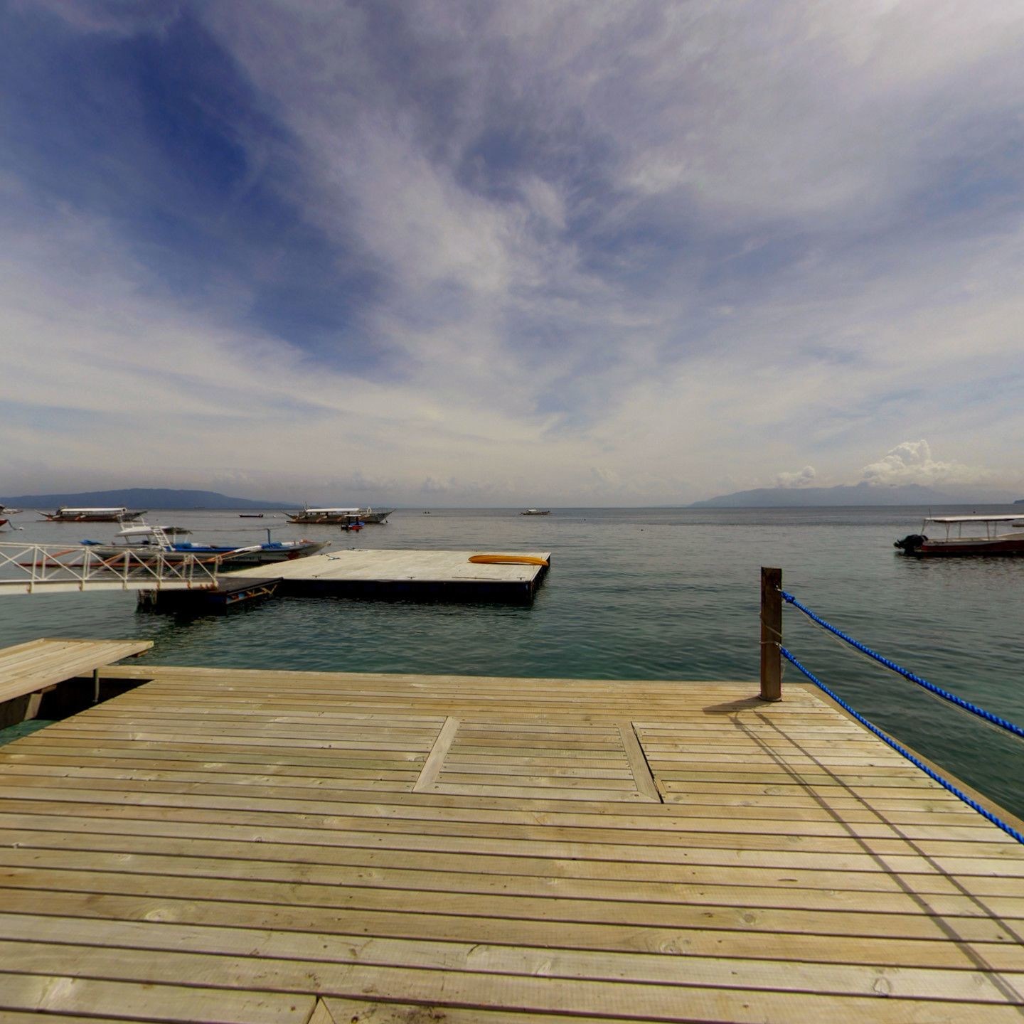 El Galleon Beach Resort