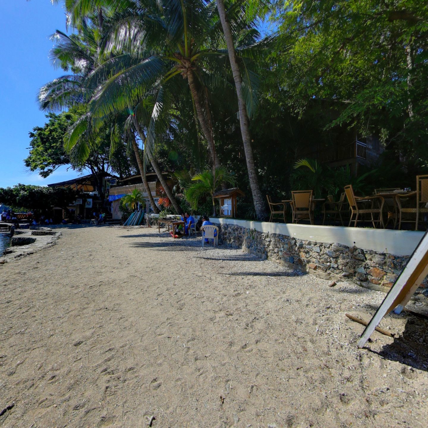 El Galleon Beach Resort