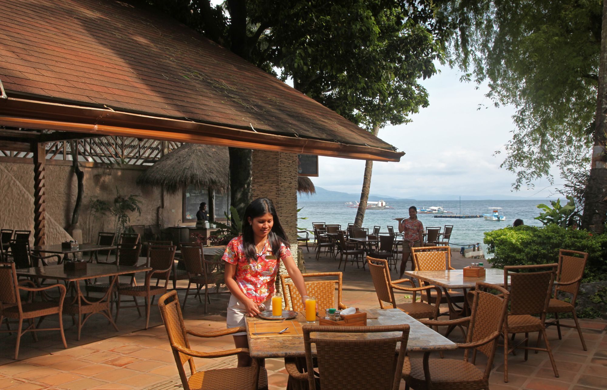 El Galleon Beach Resort