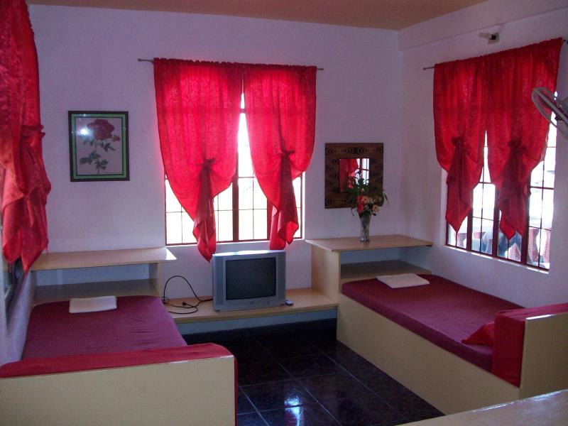 Felina Guest House