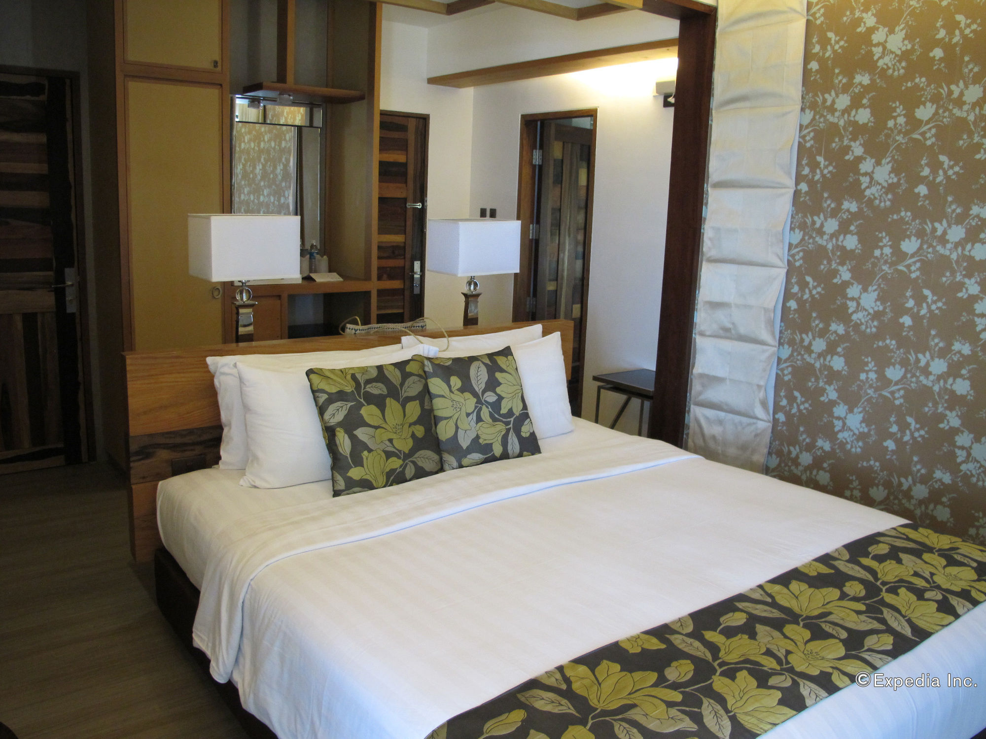 Infinity Resort