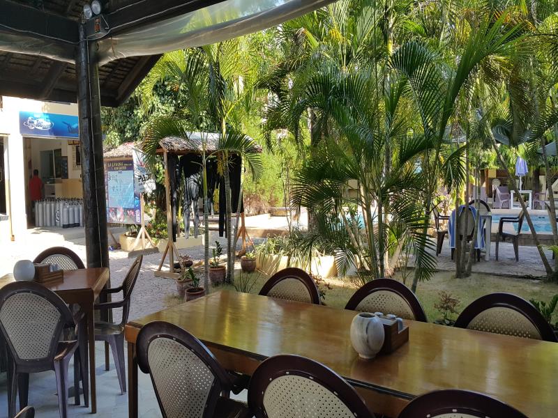 La Laguna Beach Club & Dive Centre