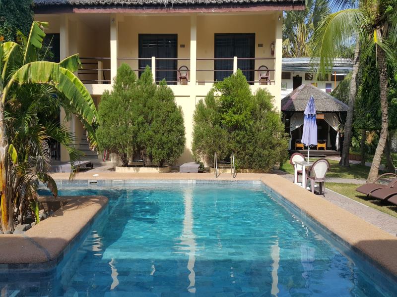 La Laguna Beach Club & Dive Centre
