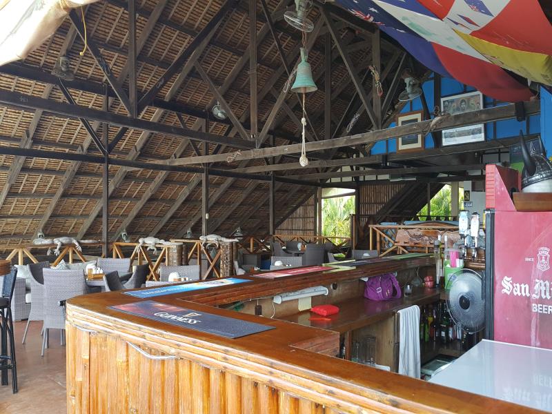 La Laguna Beach Club & Dive Centre