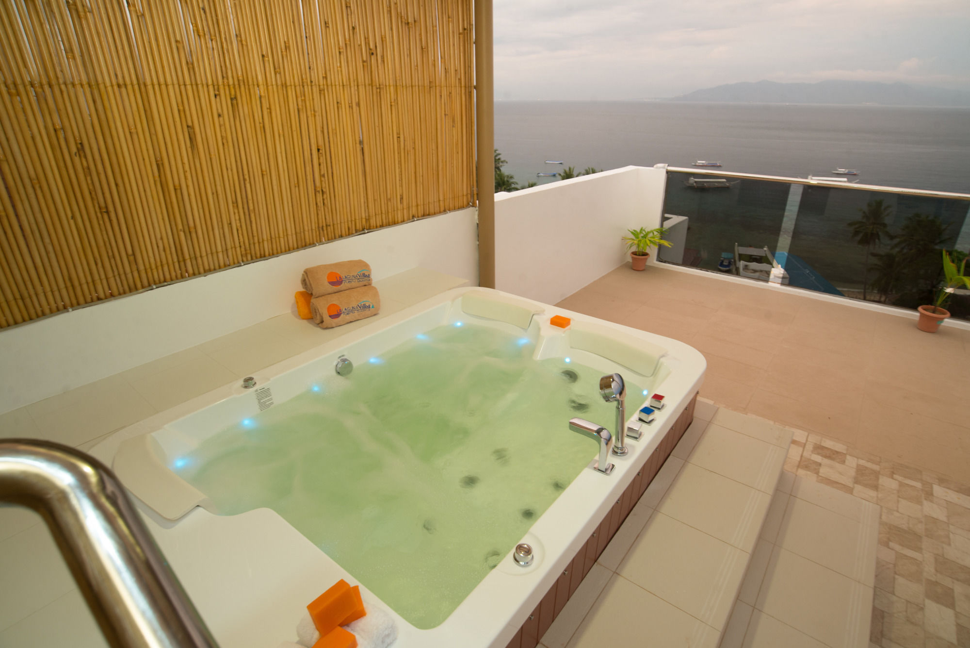 Lalaguna Villas Luxury Resort