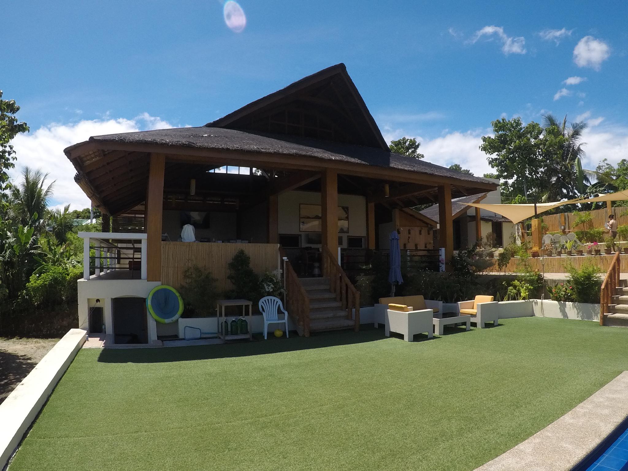Monkey Beach Dive Resort