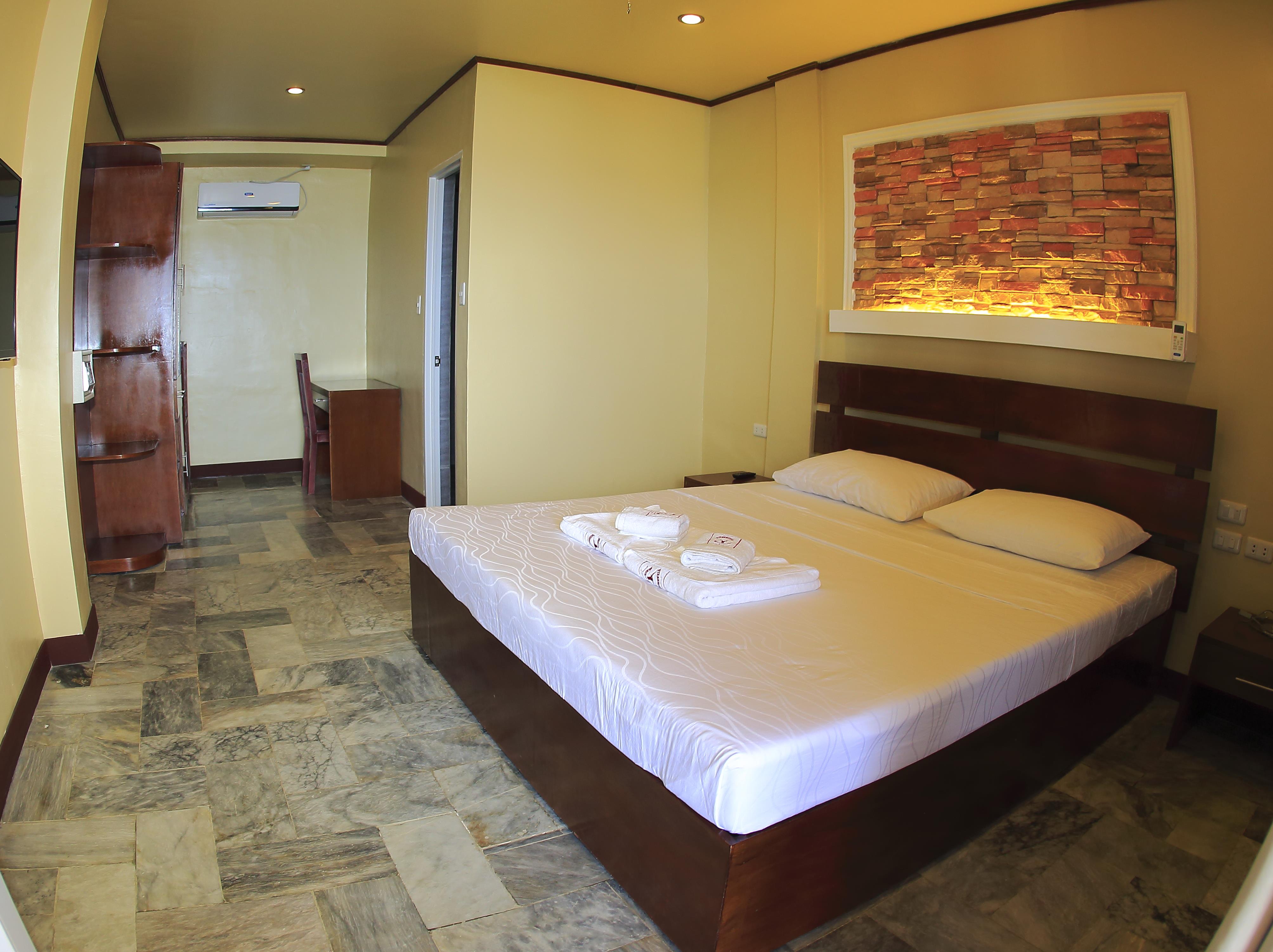 Papa Fred's Beach Resort