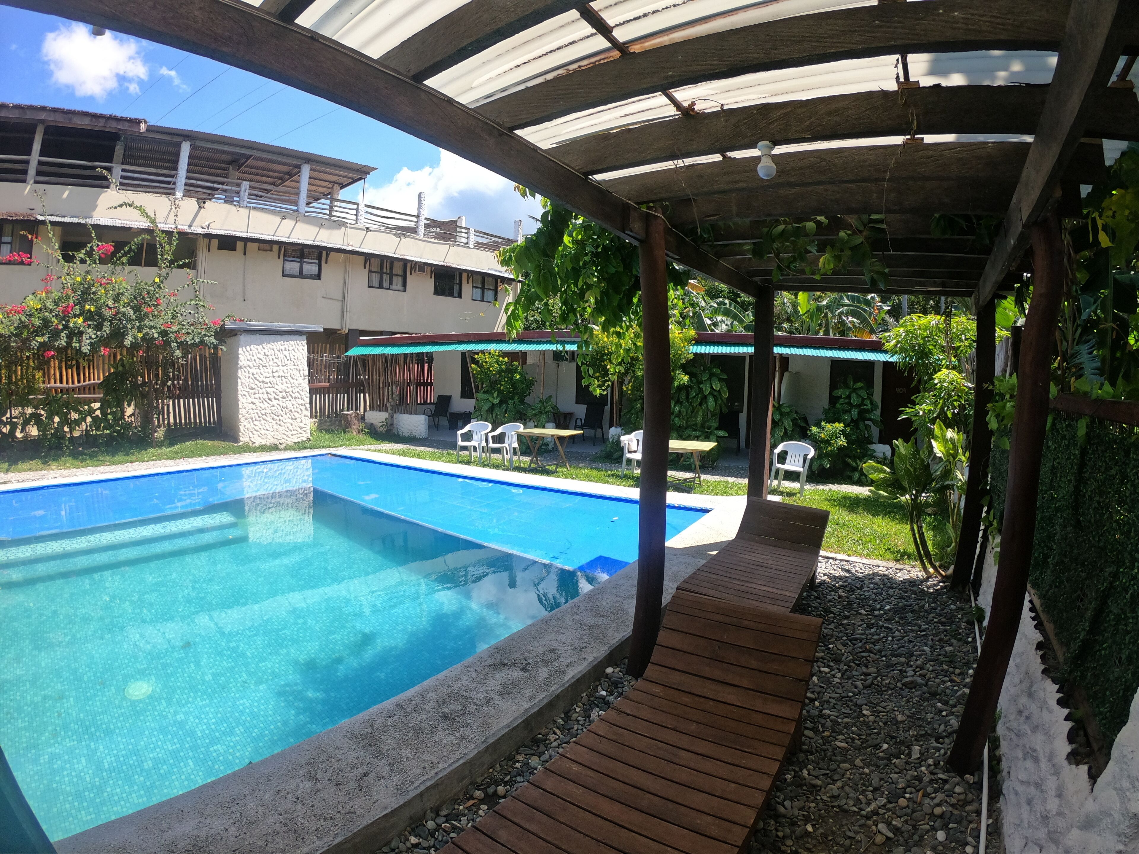 Puerto Galera Boutique Resort