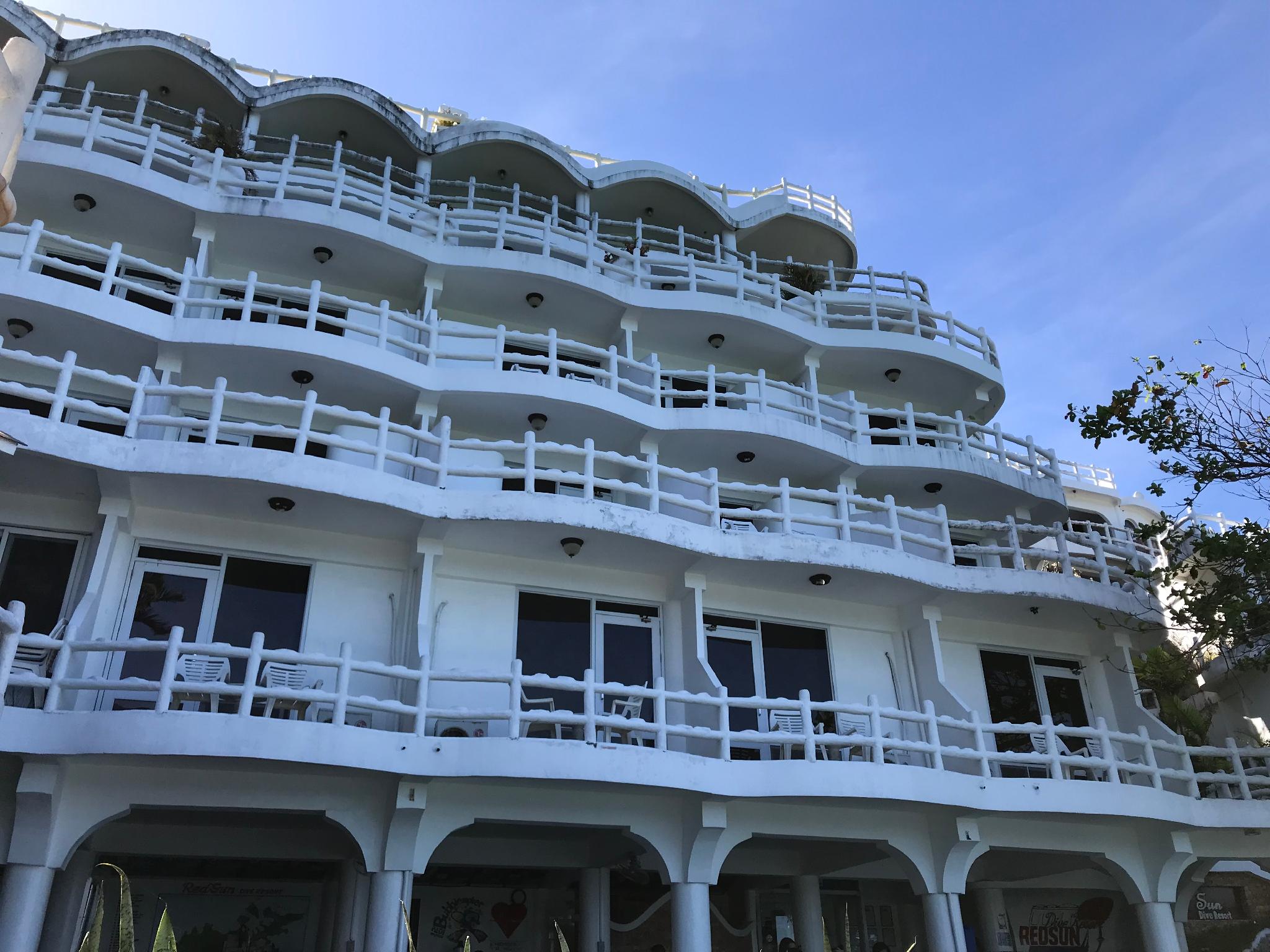 Red Sun Dive Resort