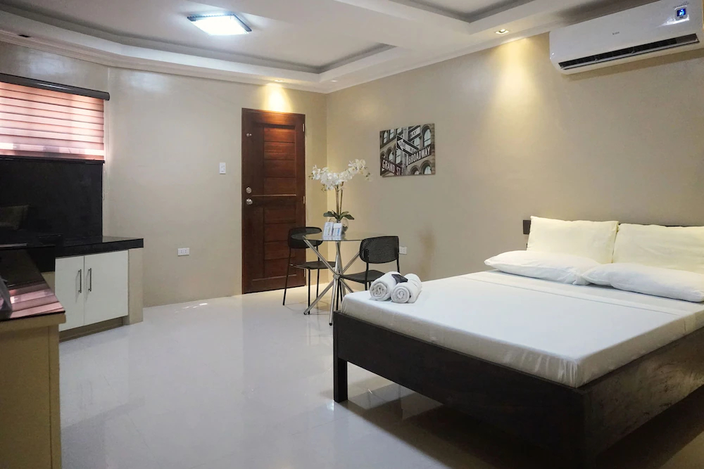 Rold and Roub Suite by Cocotel