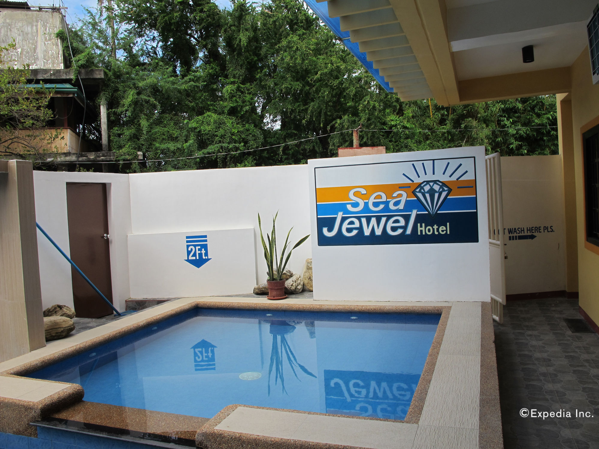 Sea Jewel Beach Resort