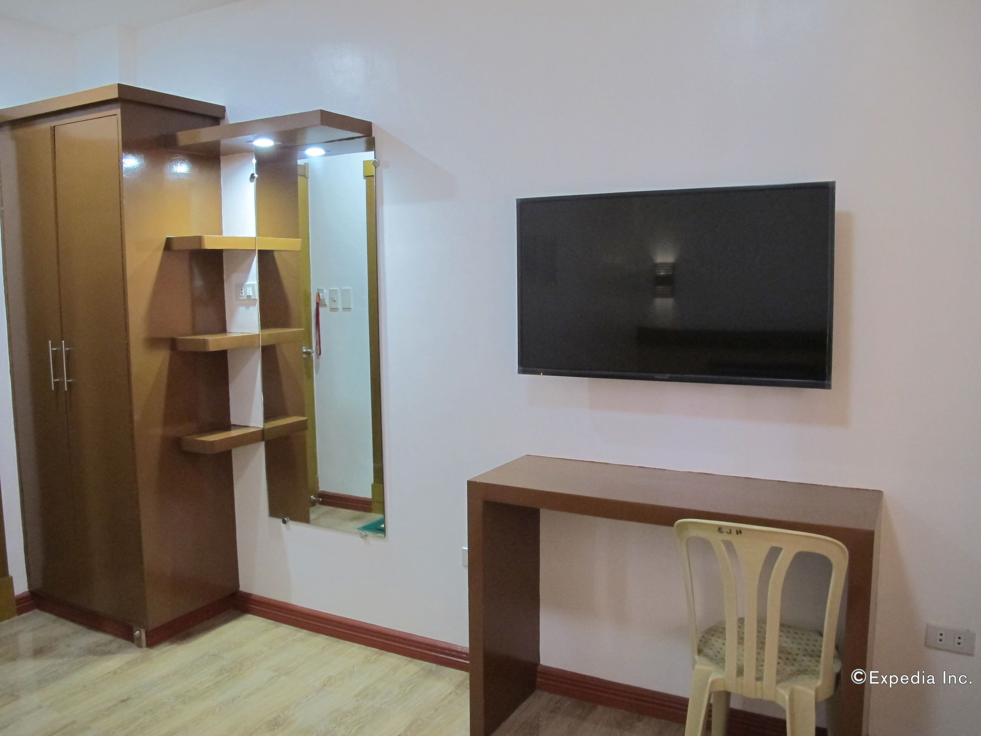 Sea Jewel Beach Resort