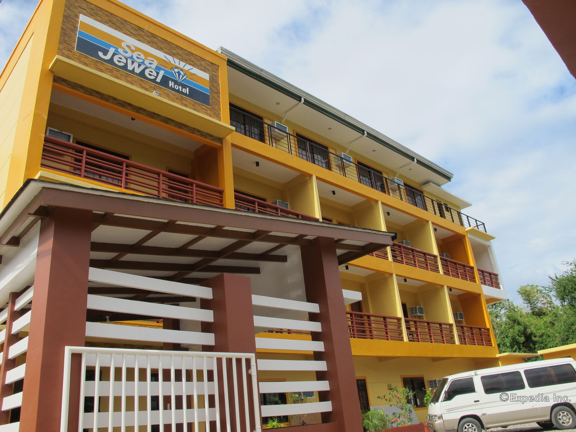 Sea Jewel Beach Resort