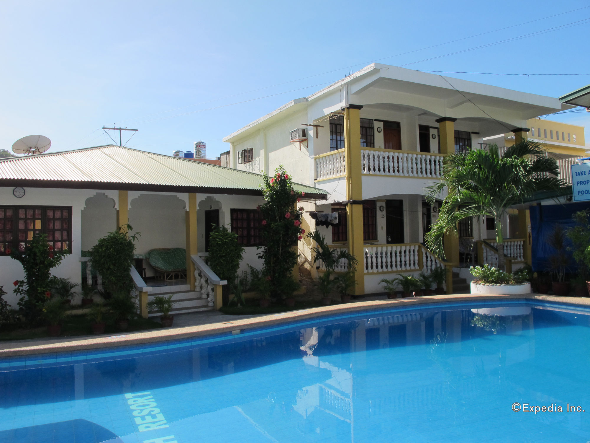 Seashore Beach Resort Bar & Restaurant