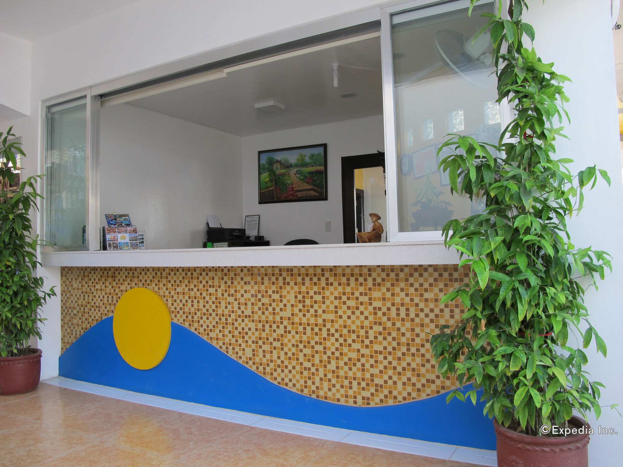 Seashore Beach Resort Bar & Restaurant