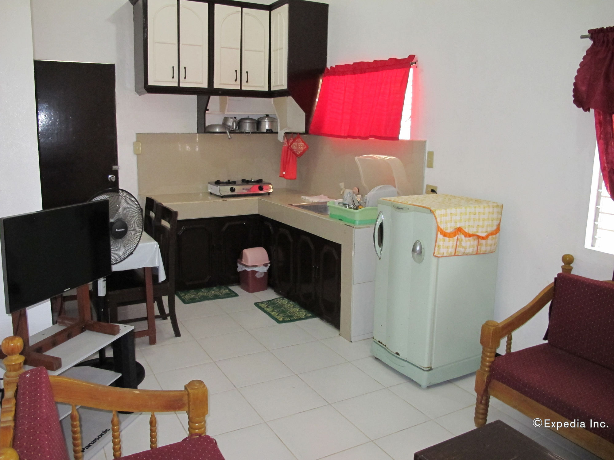 Seashore Beach Resort Bar & Restaurant