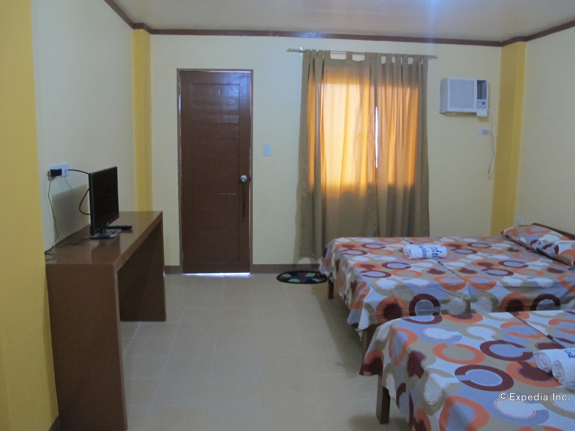 White Beach Hotel