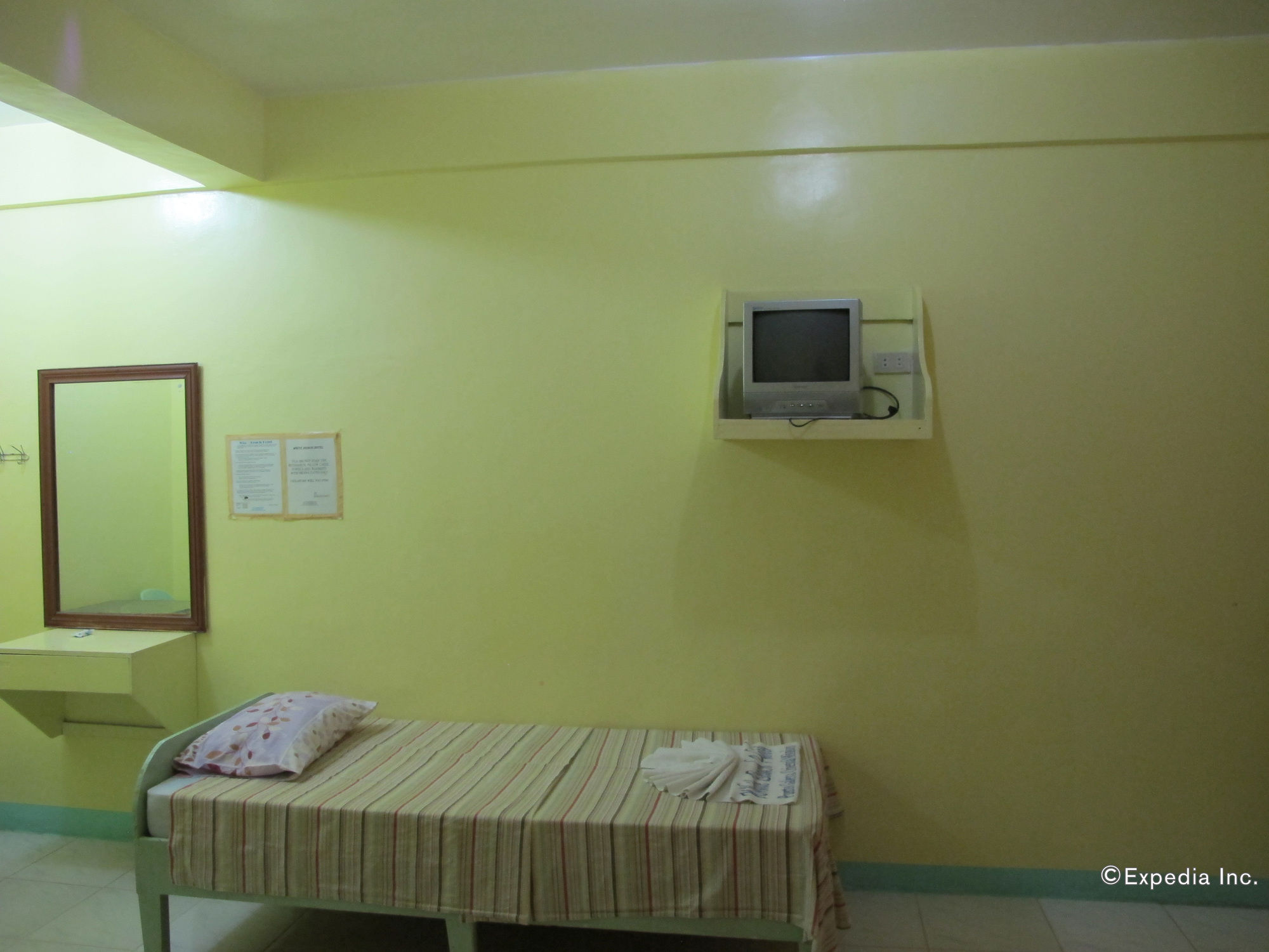 White Beach Hotel