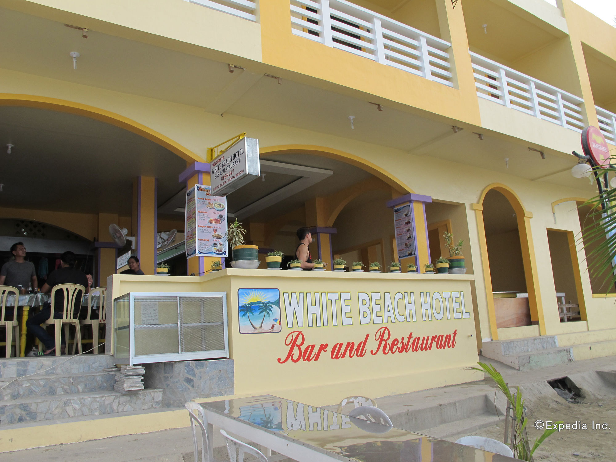 White Beach Hotel