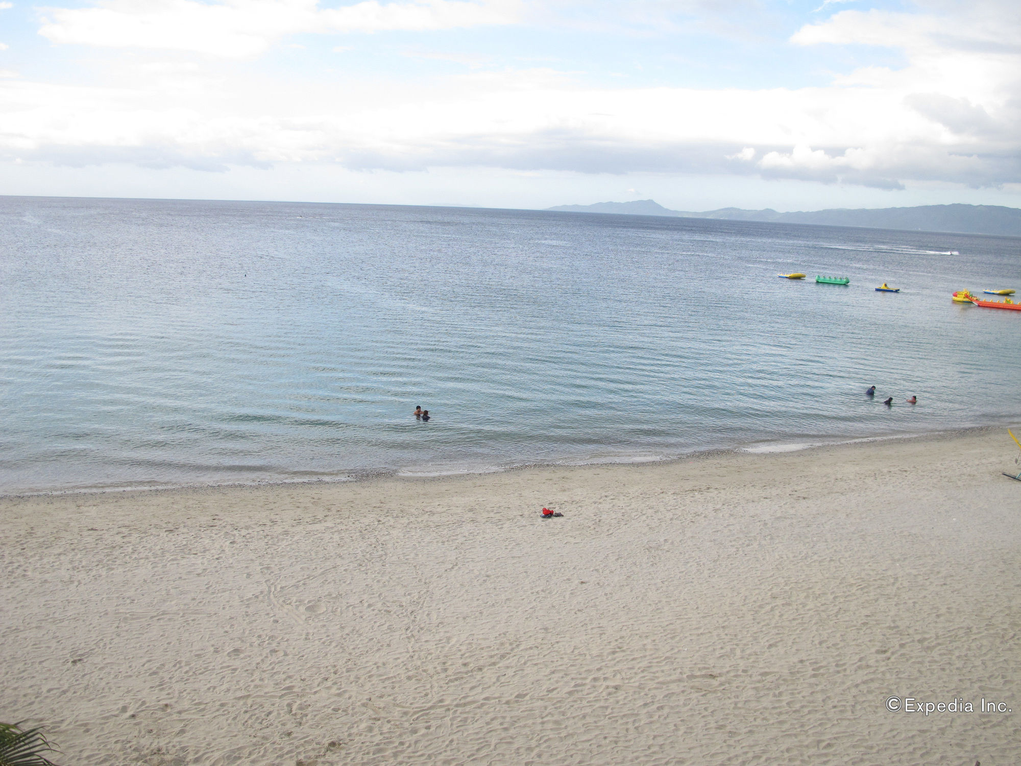 White Beach Hotel