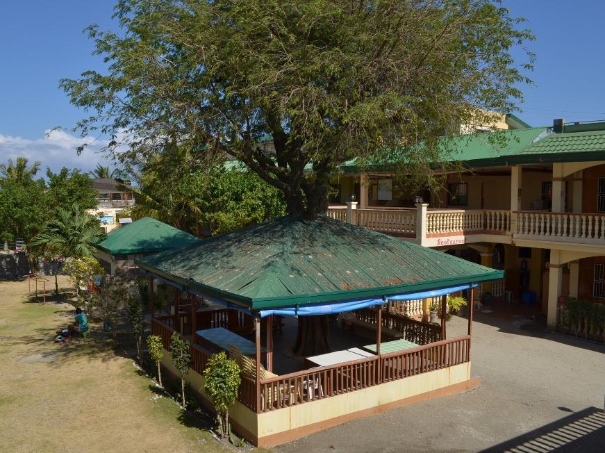 White Beach Lodge & Restaurant