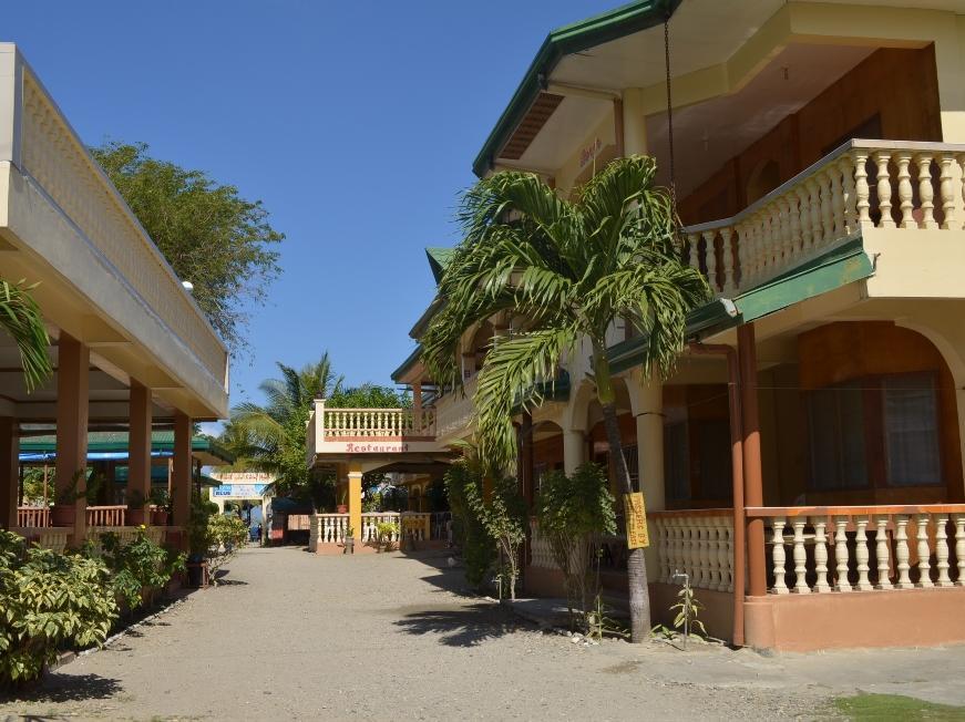 White Beach Lodge & Restaurant
