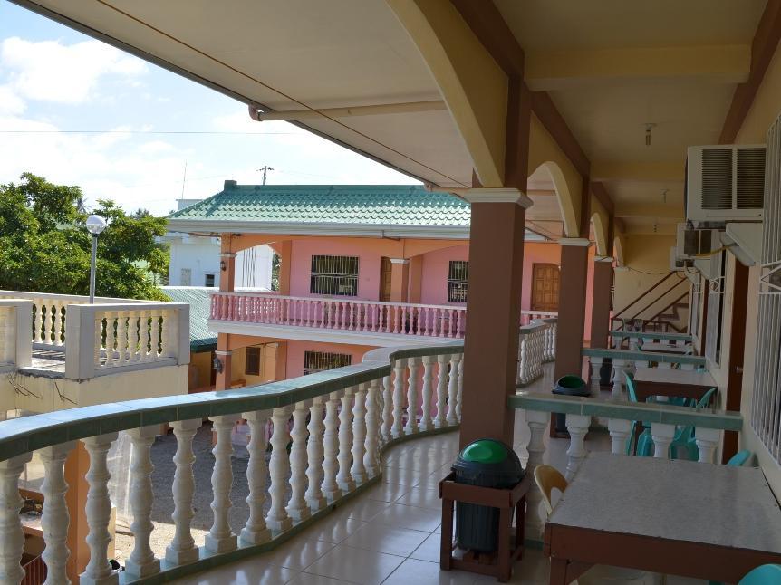 White Beach Lodge & Restaurant